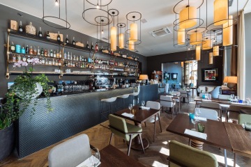 Aromi restaurant